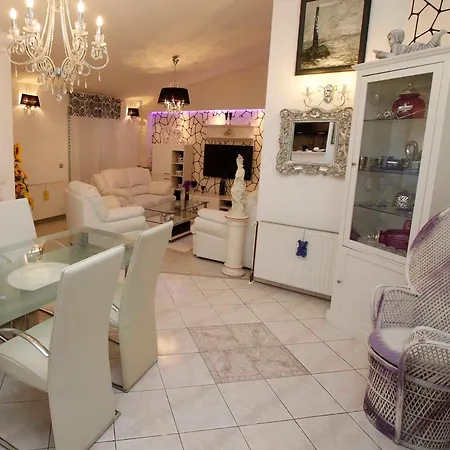 Story * マカルスカ