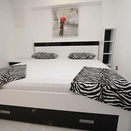 Apartman Story